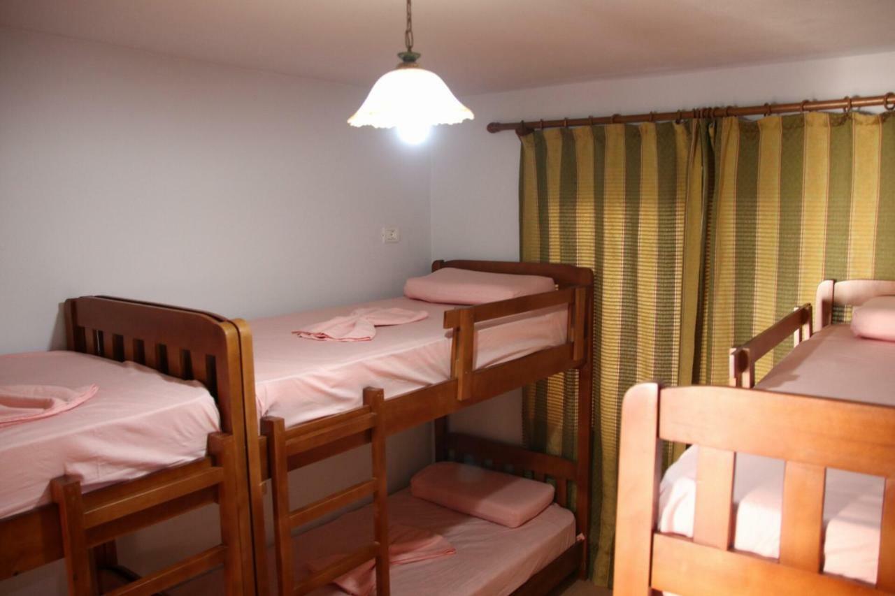 Auberge de jeunesse Eden *